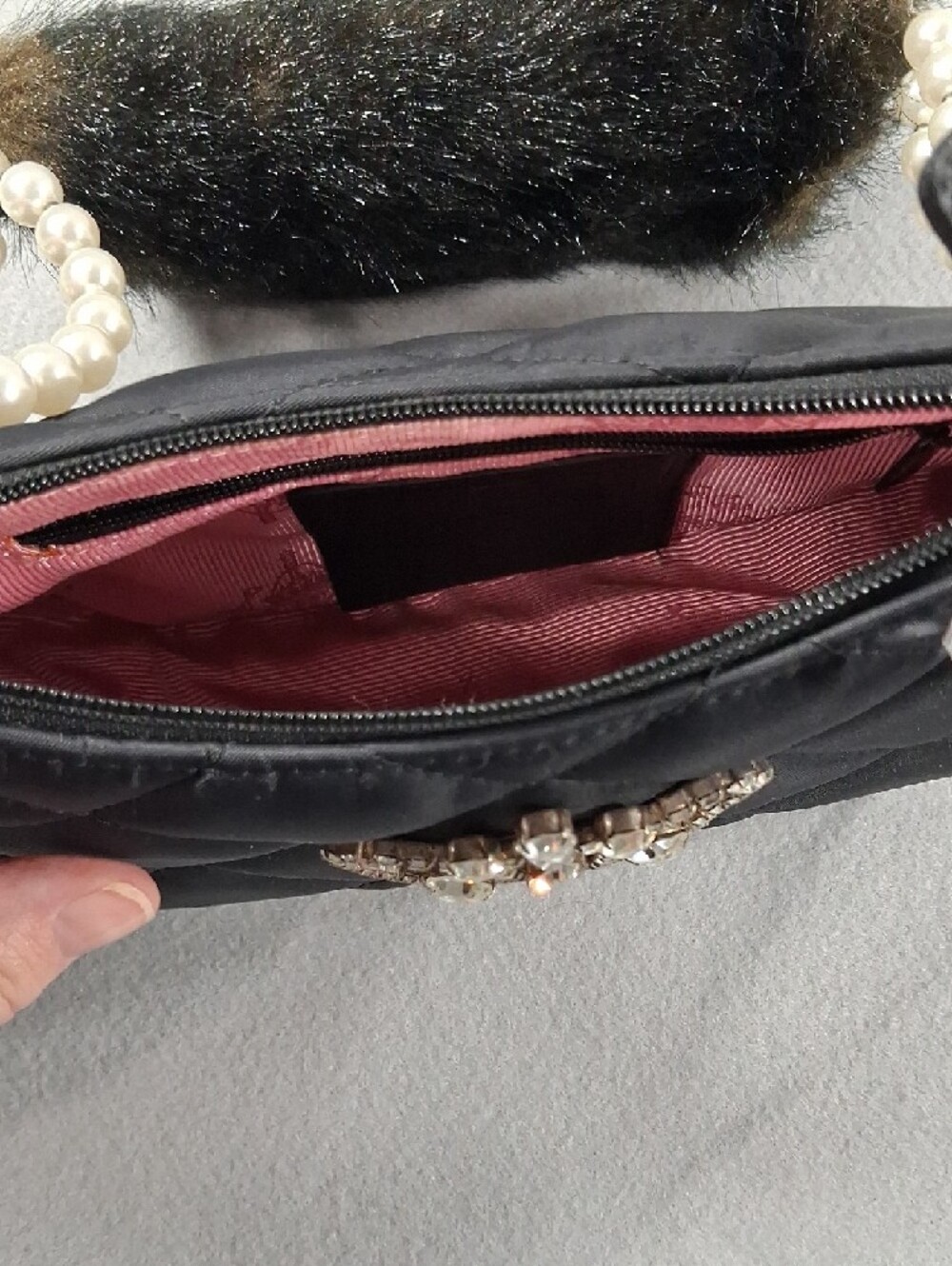 Elegant My Flat In London Black Quilted Pearl-Handle Shoulder Bag - Picture 5 of 9